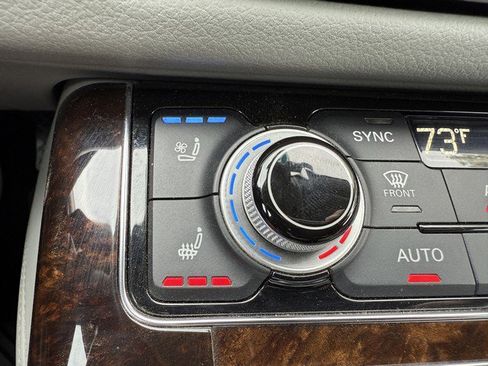 Used 2012 Audi A8 L 4.2 image 40