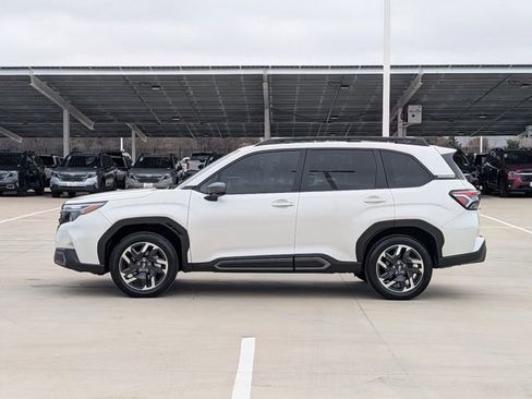 Certified 2025 Subaru Forester Limited AWD/4WD image 3