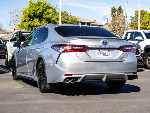 Certified 2022 Toyota Camry XSE w/ Navigation Upgrade Package image 8