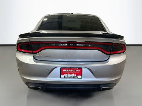 Used 2016 Dodge Charger SE w/ Popular Equipment Group image 7