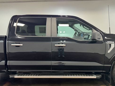 Used 2023 Ford F150 XLT w/ XTR Package image 33