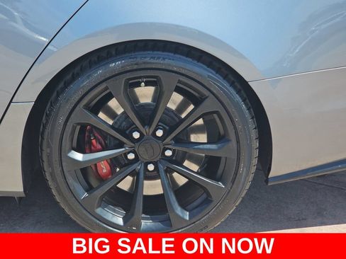 Used 2019 Cadillac CTS V w/ Luxury Package RWD image 37