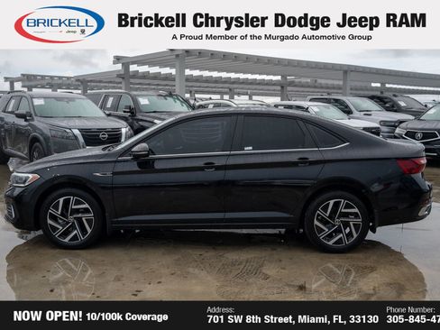 Used 2024 Volkswagen Jetta SEL image 13