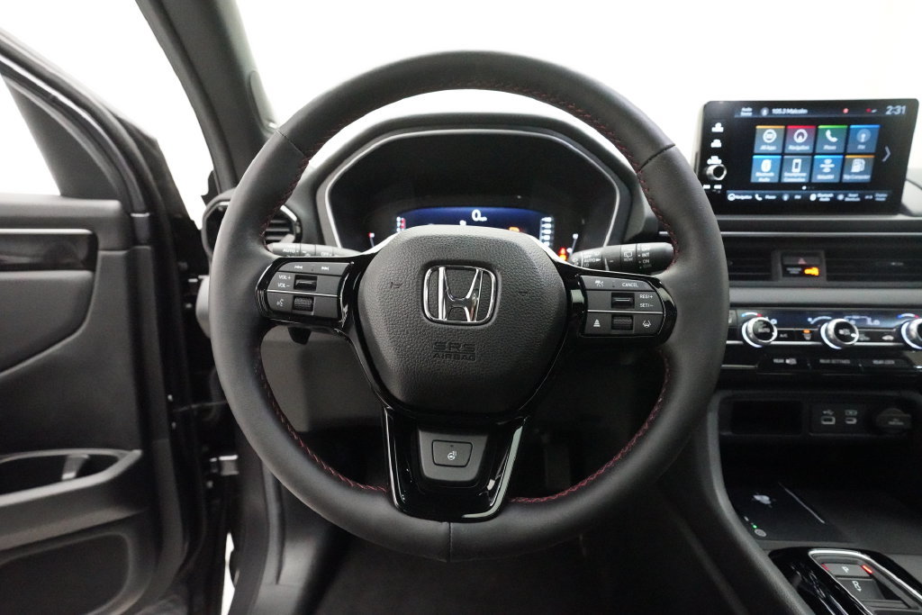 Certified 2025 Honda Pilot Black Edition image 4
