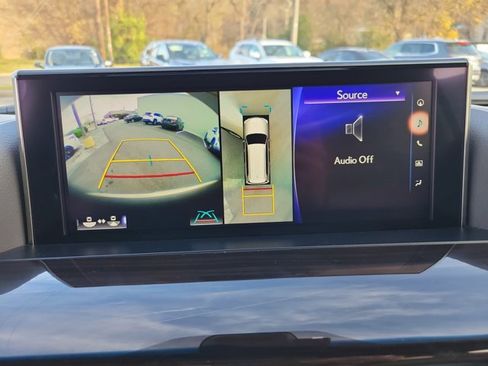 Used 2018 Lexus LX 570 LX 570 image 16