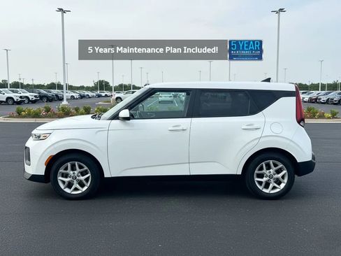 Used 2021 Kia Soul S image 2
