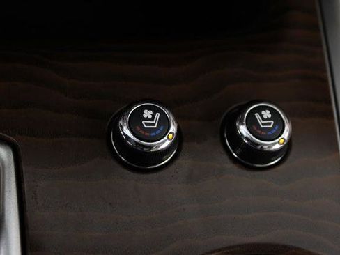 Certified 2020 Nissan Pathfinder Platinum image 27