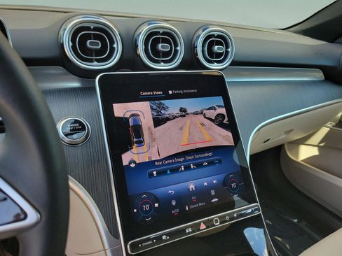 Used 2025 Mercedes-Benz C 300 Sedan image 25