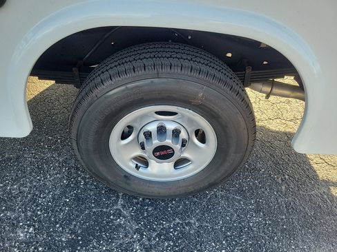 New 2025 GMC Savana 3500 w/ Power Convenience Package image 11