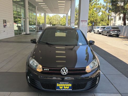 Used 2014 Volkswagen GTI Wolfsburg Edition FWD image 8