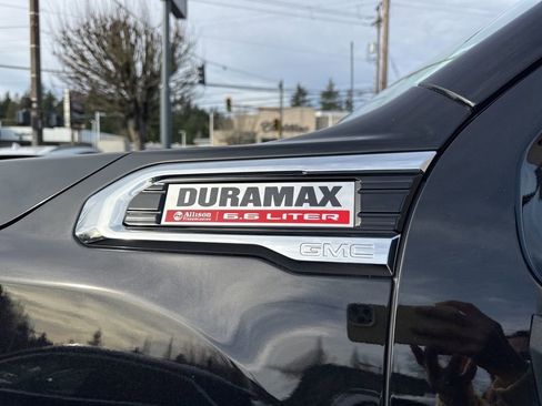 Used 2022 GMC Sierra 2500 Denali AWD/4WD image 12