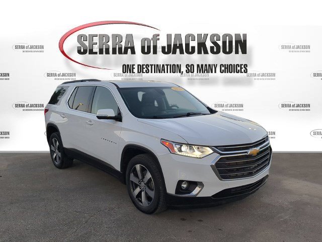 Used 2020 Chevrolet Traverse LT w/ LT Premium Package AWD/4WD image 2