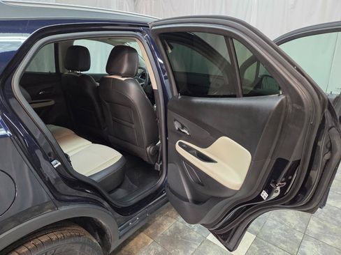 Used 2022 Buick Encore Preferred w/ Safety Package AWD/4WD image 12