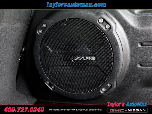 Used 2018 Jeep Wrangler Unlimited Sahara w/ Uconnect 4C Nav & Sound Group AWD/4WD image 33