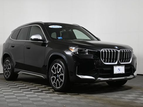 Certified 2023 BMW X1 xDrive28i w/ Convenience Package image 9