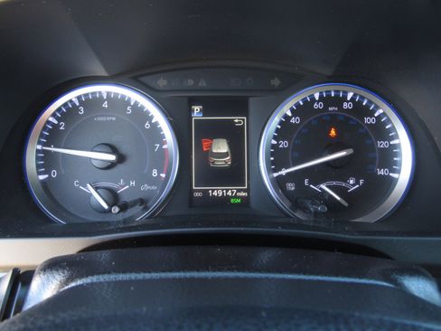 Used 2018 Toyota Highlander AWD V6 image 29