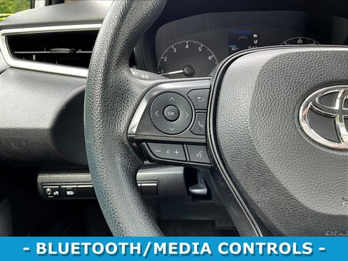 Used 2024 Toyota Corolla LE FWD image 11
