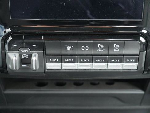 Used 2025 RAM 3500 Tradesman w/ Safety Group image 18