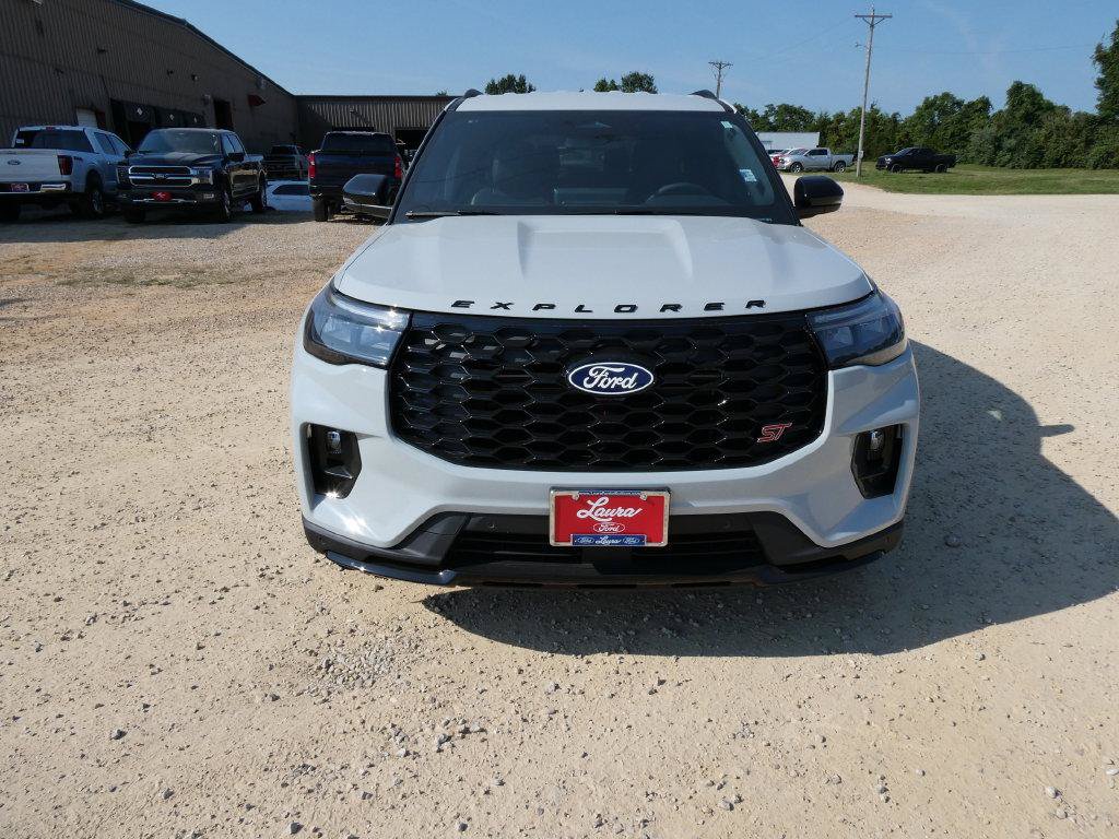 New 2027 Ford Explorer ST AWD/4WD image 9