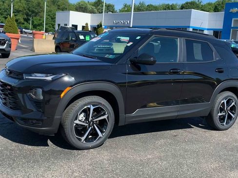 Certified 2023 Chevrolet TrailBlazer RS w/ Convenience Package AWD/4WD image 4