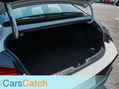 Used 2024 Hyundai Elantra Limited FWD image 45