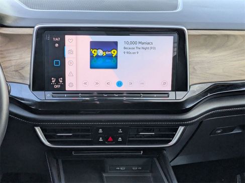 Used 2024 Volkswagen Atlas SE image 19