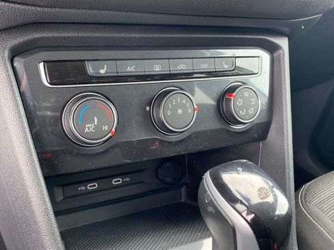 Used 2024 Volkswagen Tiguan S image 11