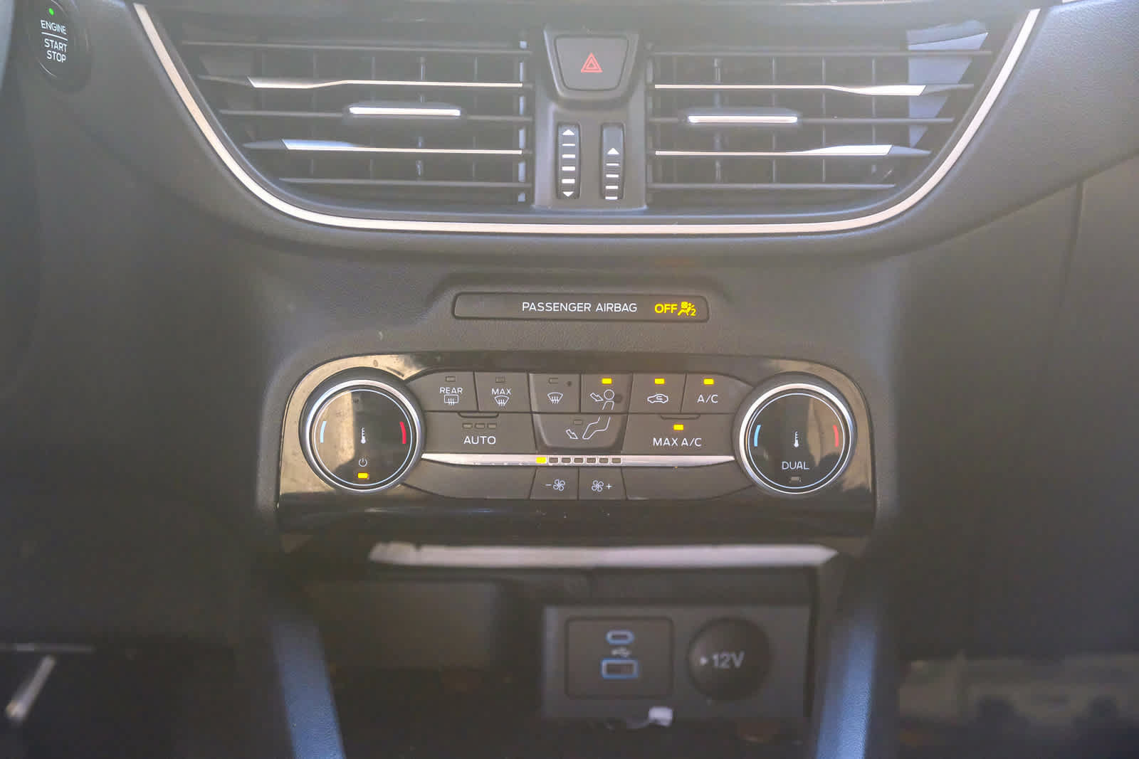 Used 2022 Ford Escape SE AWD/4WD image 15