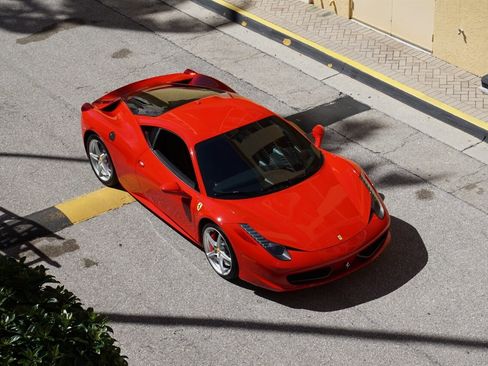 Used 2013 Ferrari 458 Italia Coupe image 57