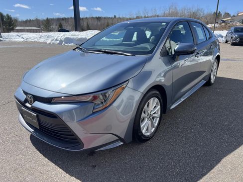 Used 2026 Toyota Corolla LE w/ LE Premium Package image 10