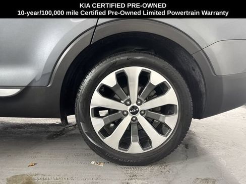 Certified 2022 Kia Telluride S AWD/4WD image 5