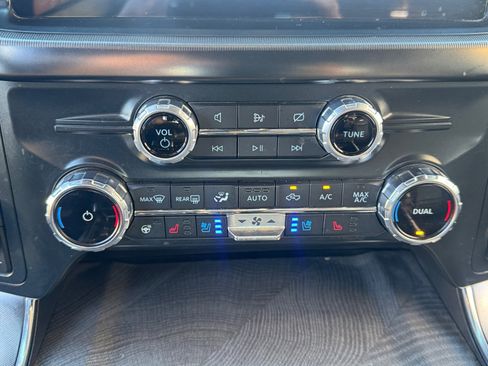 Used 2022 Ford F150 Platinum w/ Equipment Group 701A High image 32