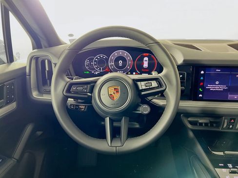 New 2026 Porsche Cayenne image 25