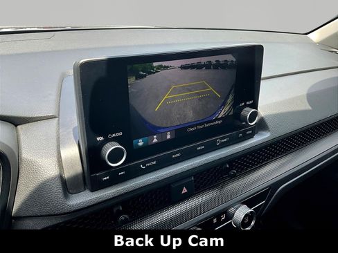 Used 2023 Honda CR-V LX image 13