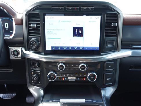 Used 2022 Ford F150 Lariat w/ Equipment Group 502A High AWD/4WD image 52