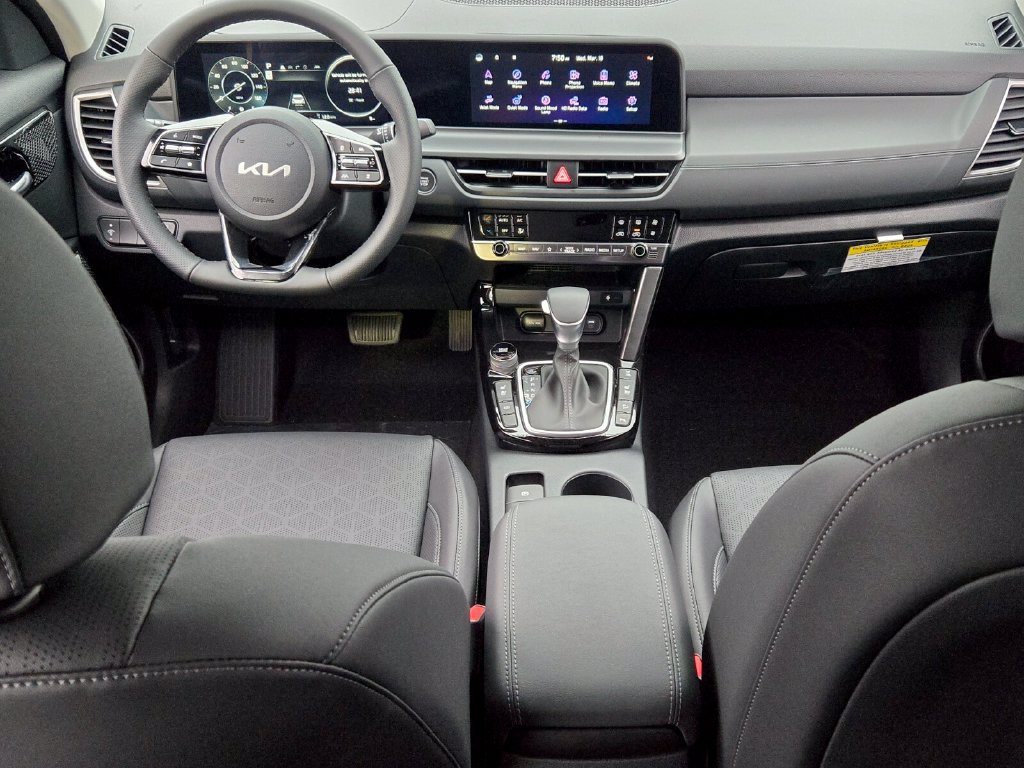 New 2026 Kia Seltos SX w/ SX Sunroof Package AWD/4WD image 9