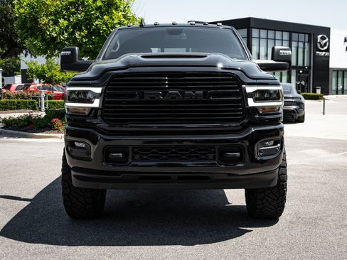Used 2023 RAM 2500 Laramie AWD/4WD image 3