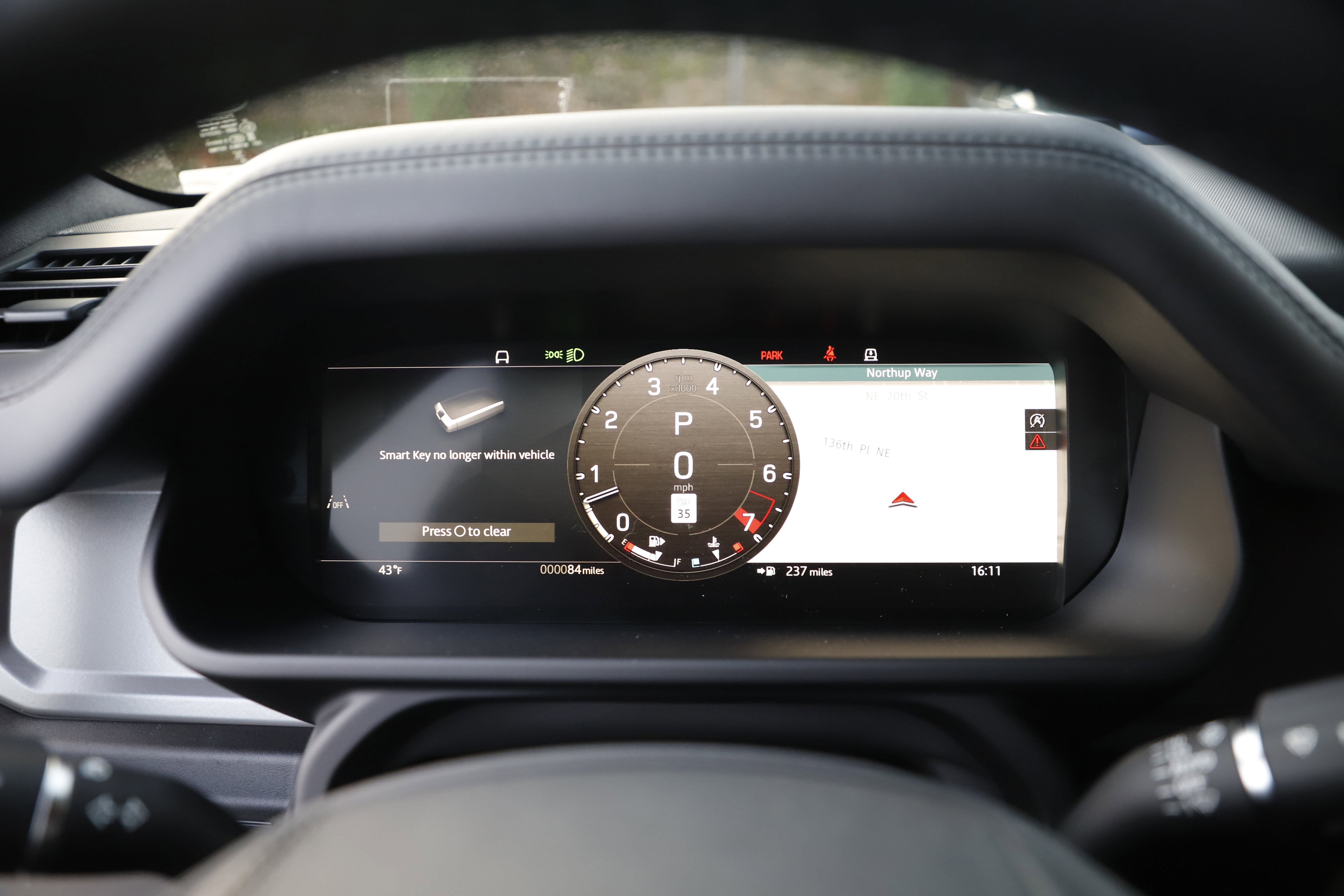 New 2025 Land Rover Defender 110 X AWD/4WD image 23