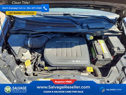Used 2012 Dodge Grand Caravan SXT FWD image 16