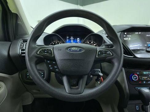 Used 2017 Ford Escape SE w/ Equipment Group 201A image 20