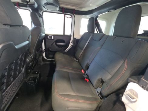 Used 2018 Jeep Wrangler Unlimited Rubicon w/ Dual Top Group AWD/4WD image 31