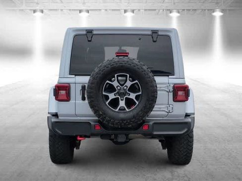 Used 2022 Jeep Wrangler Unlimited Rubicon w/ LED Lighting Group AWD/4WD image 7