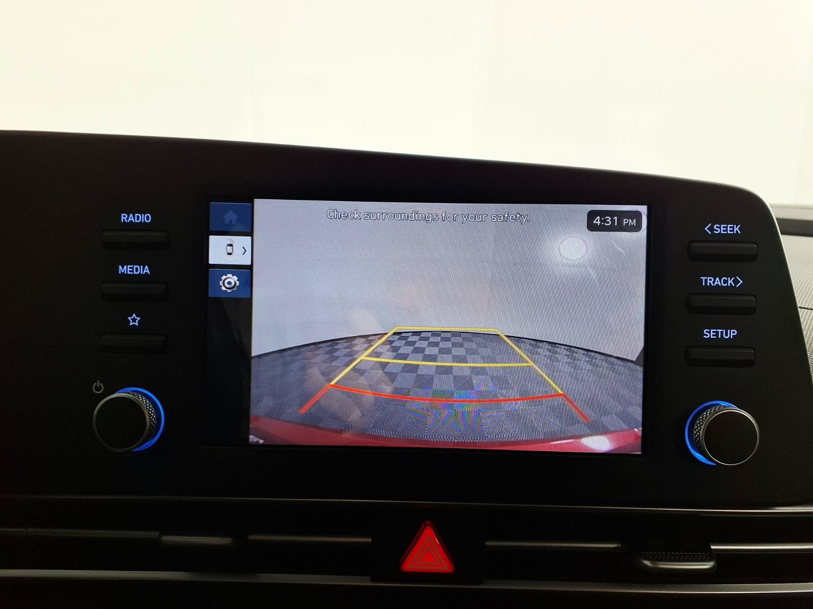 Certified 2026 Hyundai Elantra SE FWD image 19