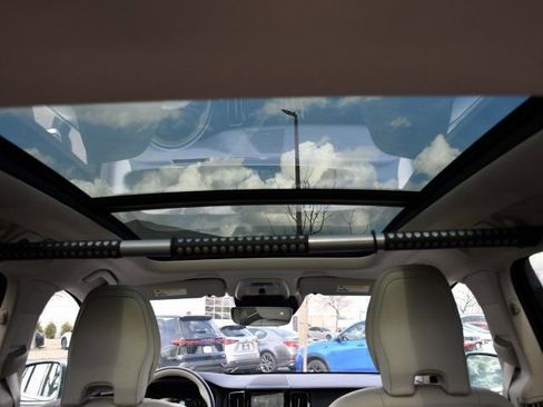 Used 2020 Volvo XC60 T6 Inscription image 28