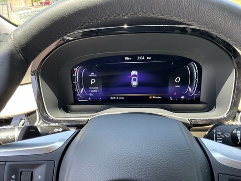 Used 2024 INFINITI QX60 Luxe w/ Performance Audio Package AWD/4WD image 38