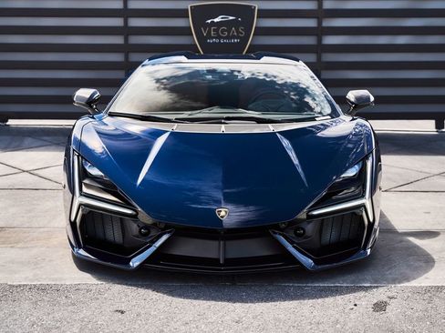 Used 2025 Lamborghini Revuelto AWD/4WD image 22
