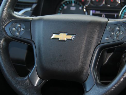 Used 2018 Chevrolet Tahoe 2WD w/ Remote Keyless Entry Package image 12