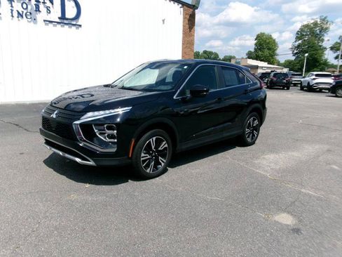 Used 2025 Mitsubishi Eclipse Cross SE AWD/4WD image 2