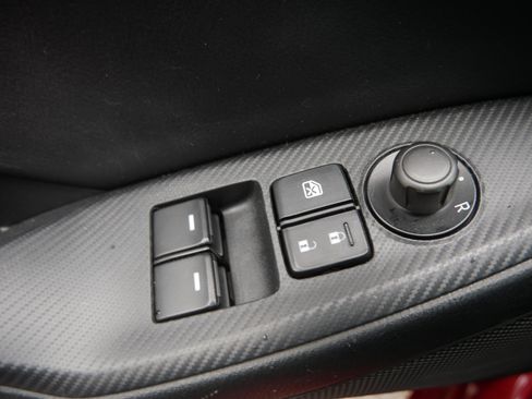 Used 2016 MAZDA MX-5 Miata Club RWD image 20