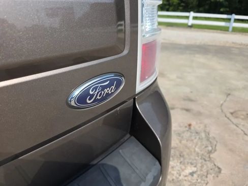 Used 2019 Ford Flex SEL w/ Equipment Group 202A FWD image 10